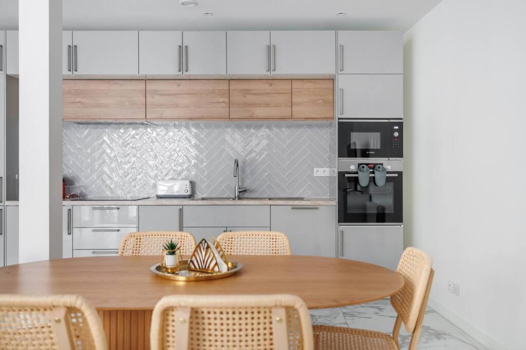 Beautiful Flat For 6 People #6 Apartment Asnieres-sur-Seine Exterior photo